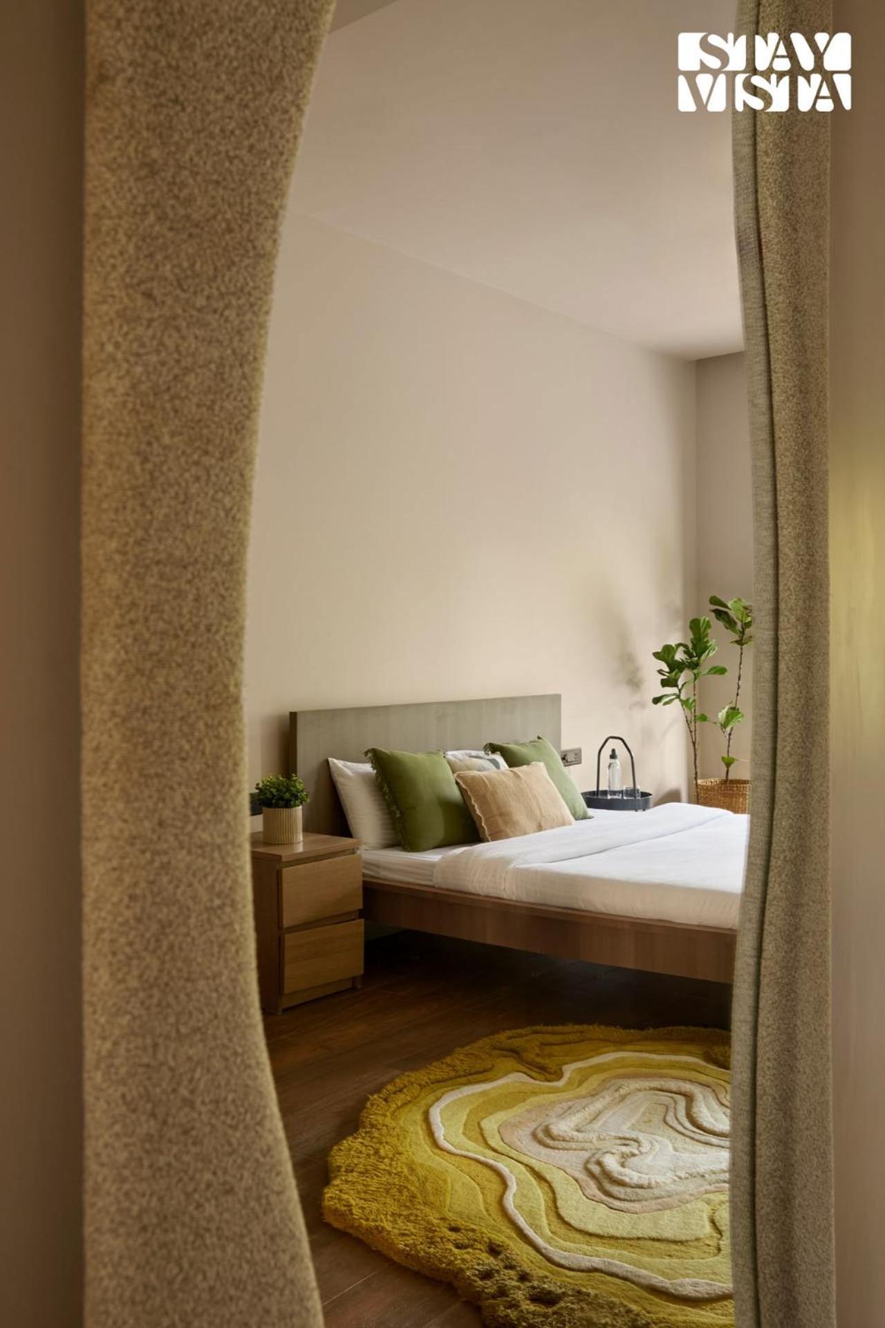Reflection House By Stayvista With Pool, Terrace Bar, Indoor Games & Exquisite Interiors In A Nutshell アリバグ エクステリア 写真