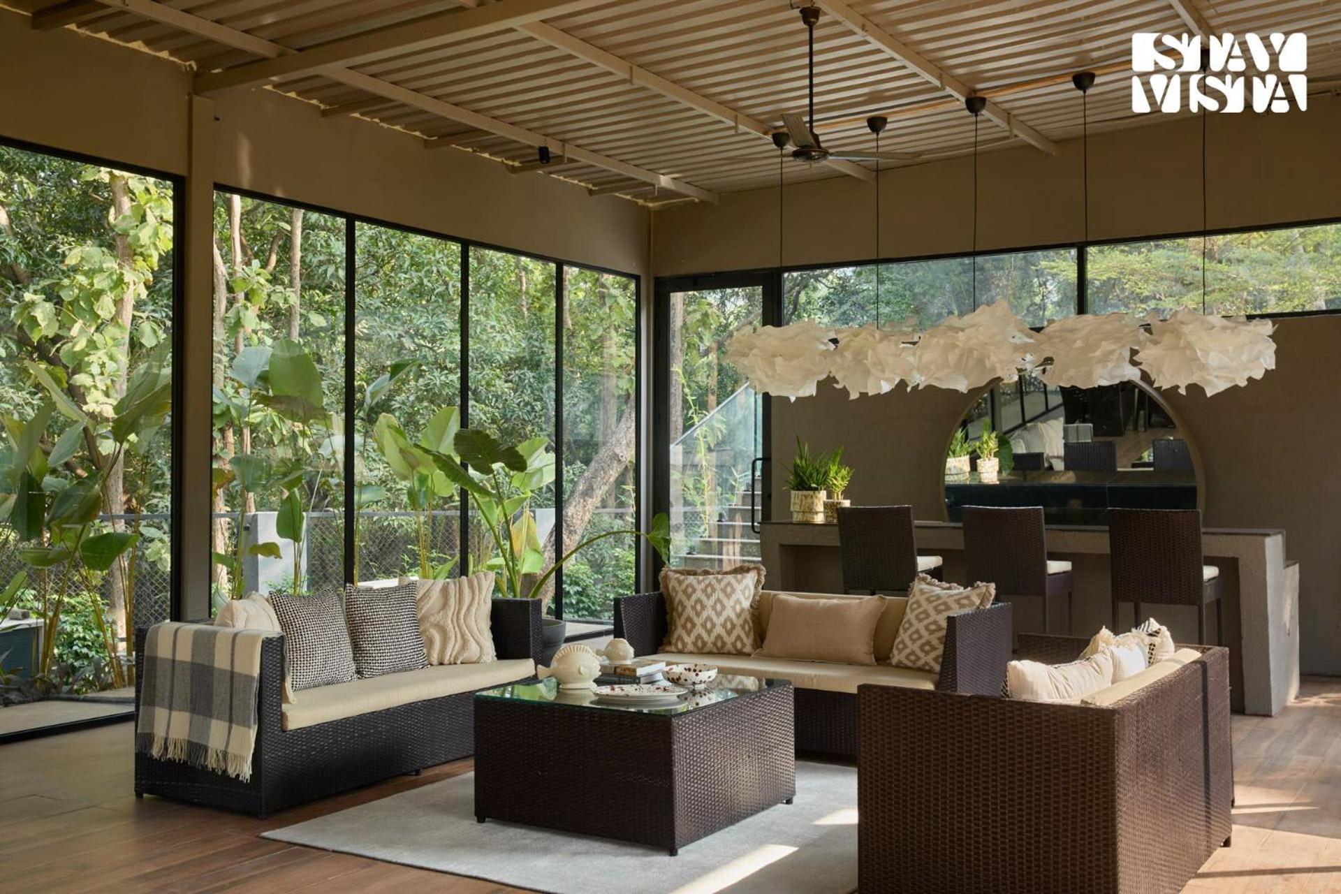 Reflection House By Stayvista With Pool, Terrace Bar, Indoor Games & Exquisite Interiors In A Nutshell アリバグ エクステリア 写真