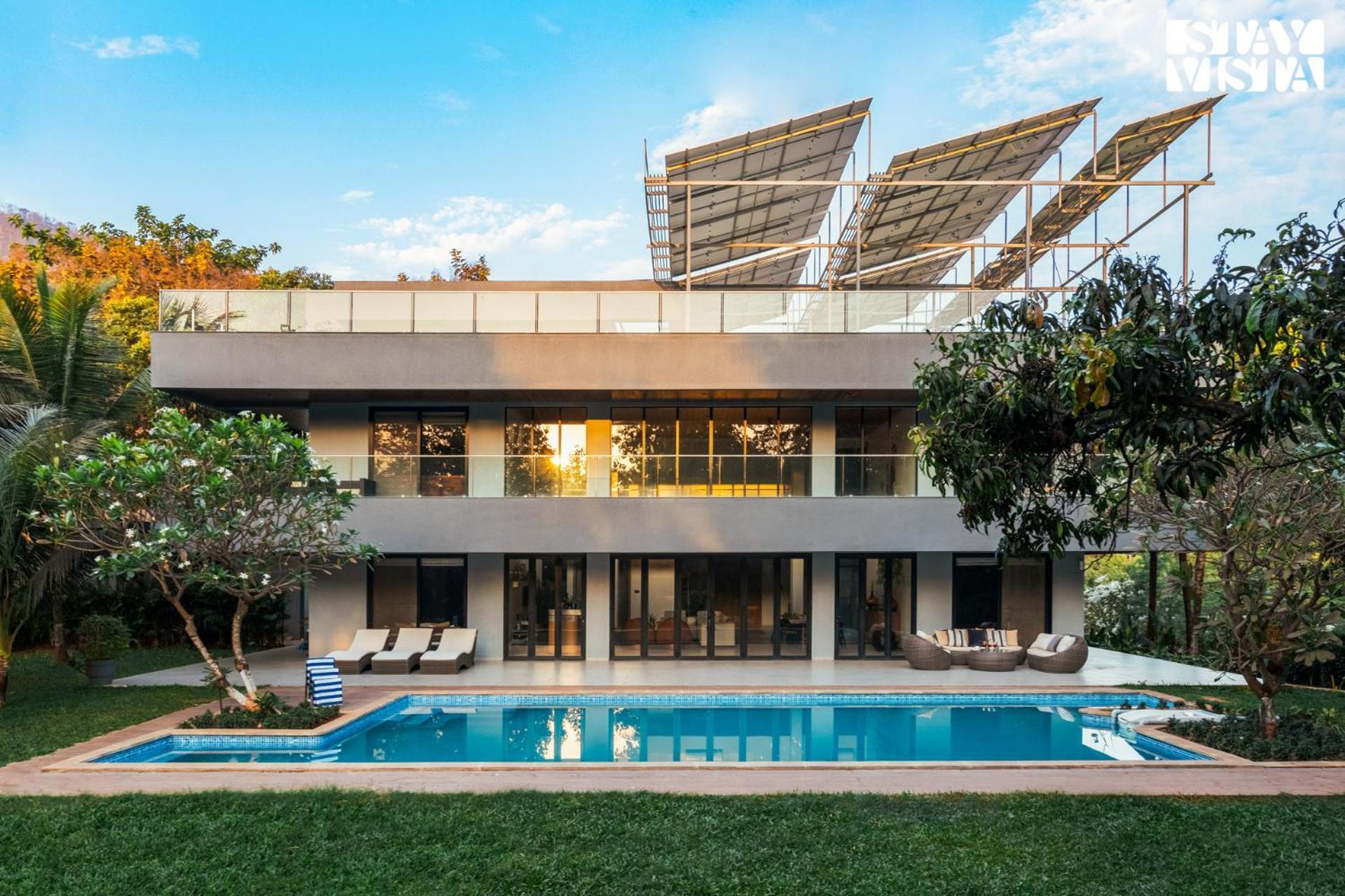 Reflection House By Stayvista With Pool, Terrace Bar, Indoor Games & Exquisite Interiors In A Nutshell アリバグ エクステリア 写真